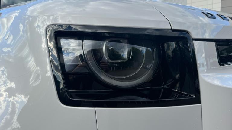 2026 Land Rover Defender 3.0 D350 X-Dynamic HSE 90 SAVING 3 500 GBP WHEN FU