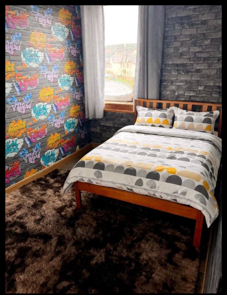  🏡 Spacious Double Room Available - £700 | All Bills Included