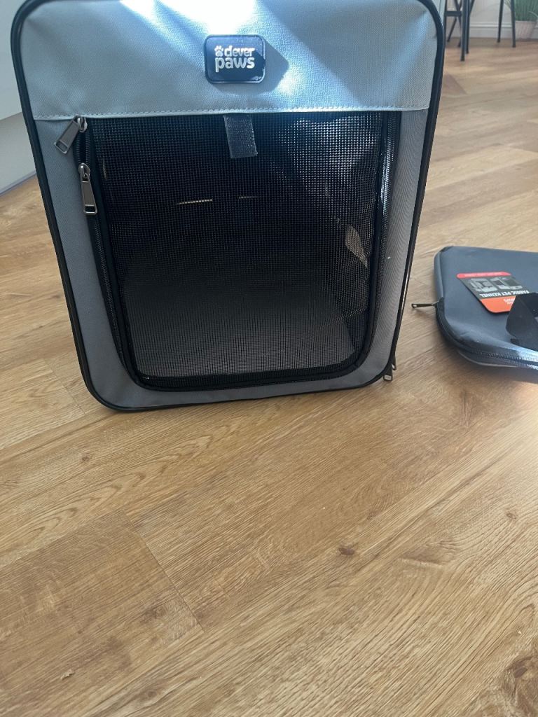Clever Paws fabric , folding dog kennel