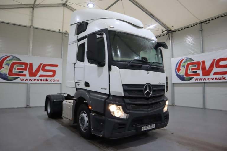 2017 (17 PLATE) Mercedes Benz ACTROS 1840 4x2 Euro 6 Tractor Units