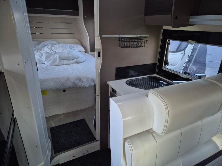 Ford, CHAUSSON 628 EB AUTO, 2018, 1995 (cc)