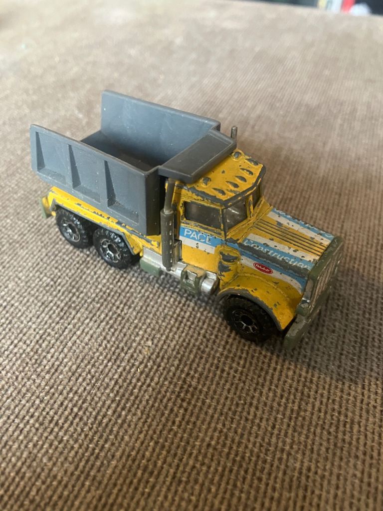 1981 peterbilt truck