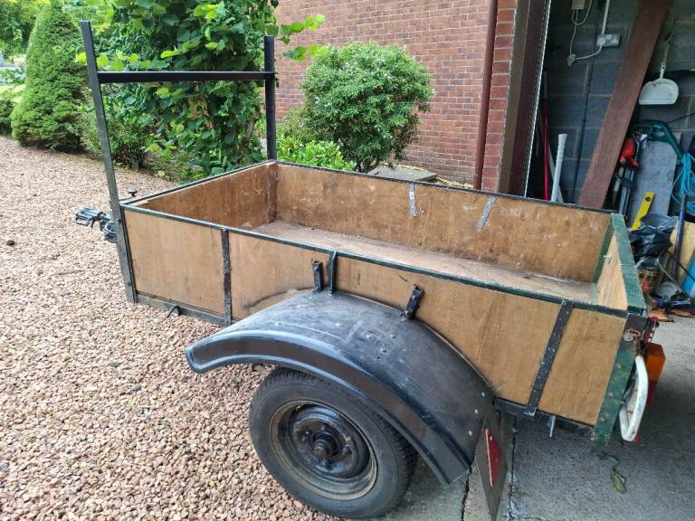 Trailer 180cm x 110cm