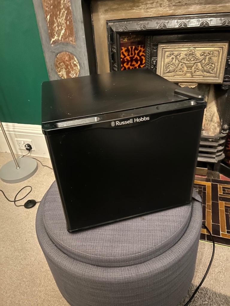 Russell Hobbs 43 Litres mini fridge