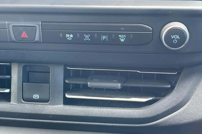 2025 Ford Transit Custom 280 Limited AUTO L2 LWB FWD 2.0 EcoBlue 136ps Low Roof, HEATED FRONT SEA...