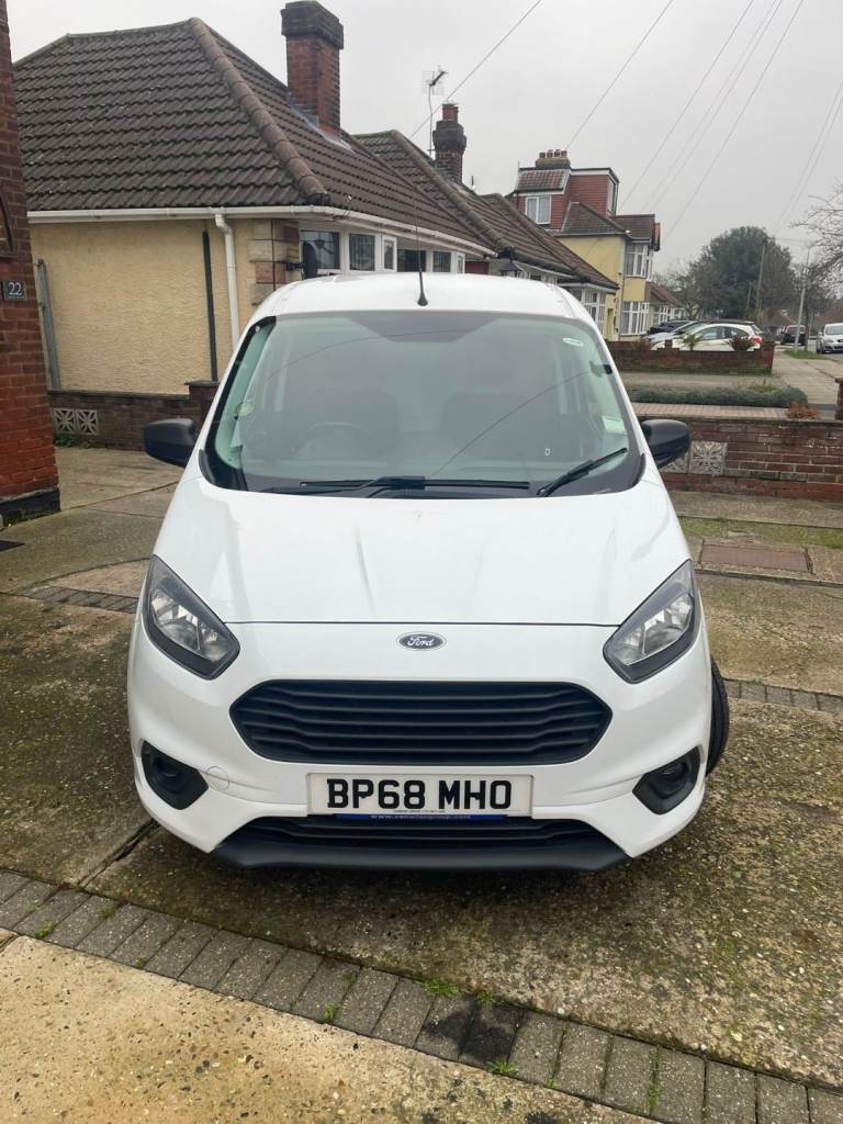 Ford, TRANSIT COURIER, Panel Van, 2018, Manual, 999 (cc)