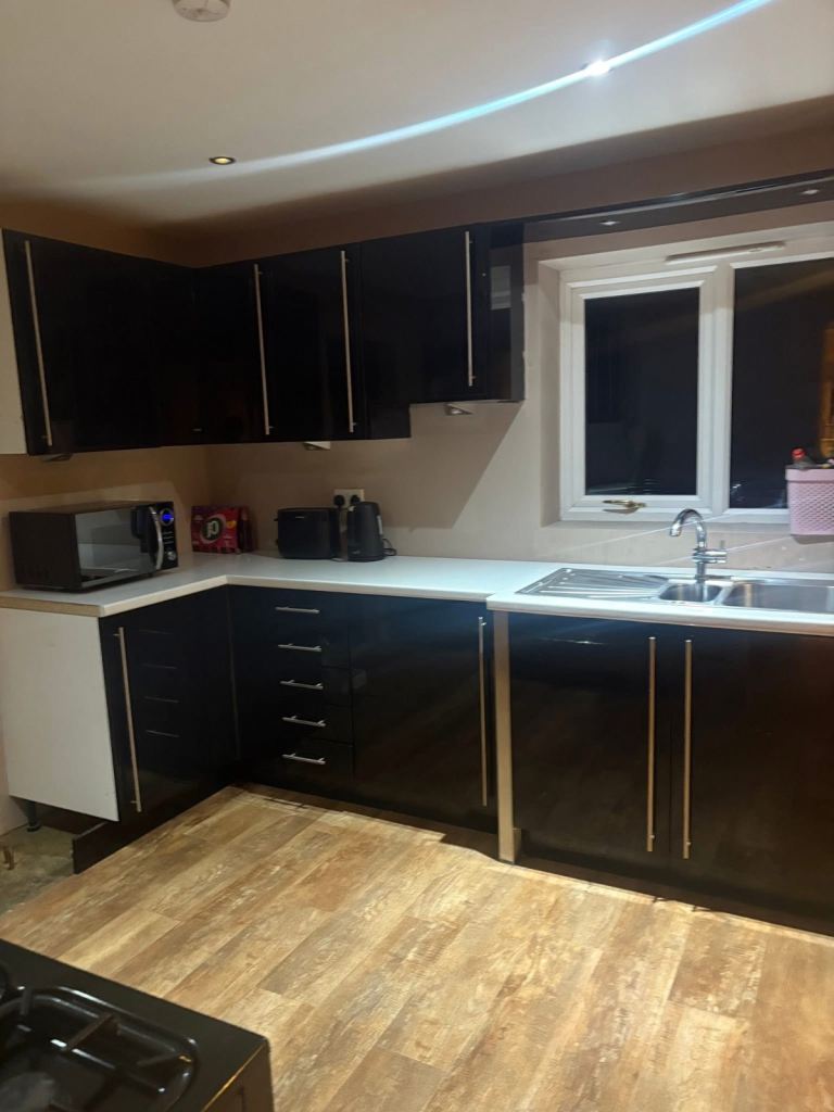 image for Don’t Stress I’ll Make the Mess Disappear! Professional Cleaning Services | Reliable & Affordable 