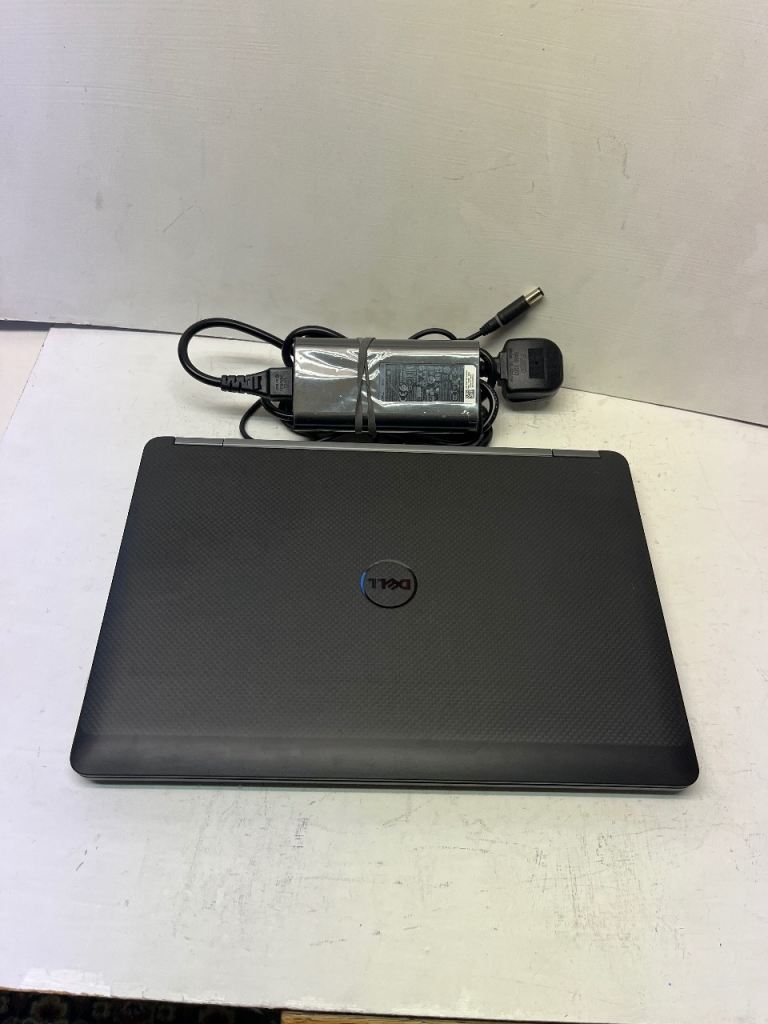 Dell Laptop E7470 Touchscreen & New Battery 