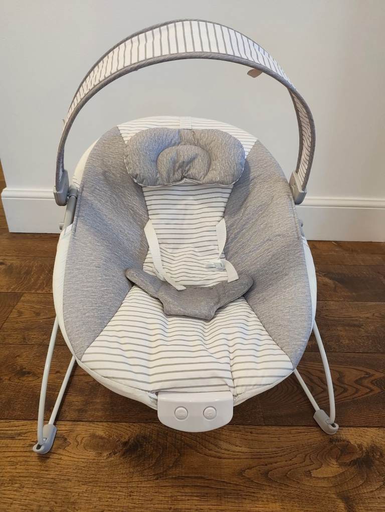 Red Kite Cozy Bounce Baby Bouncer - Good condition