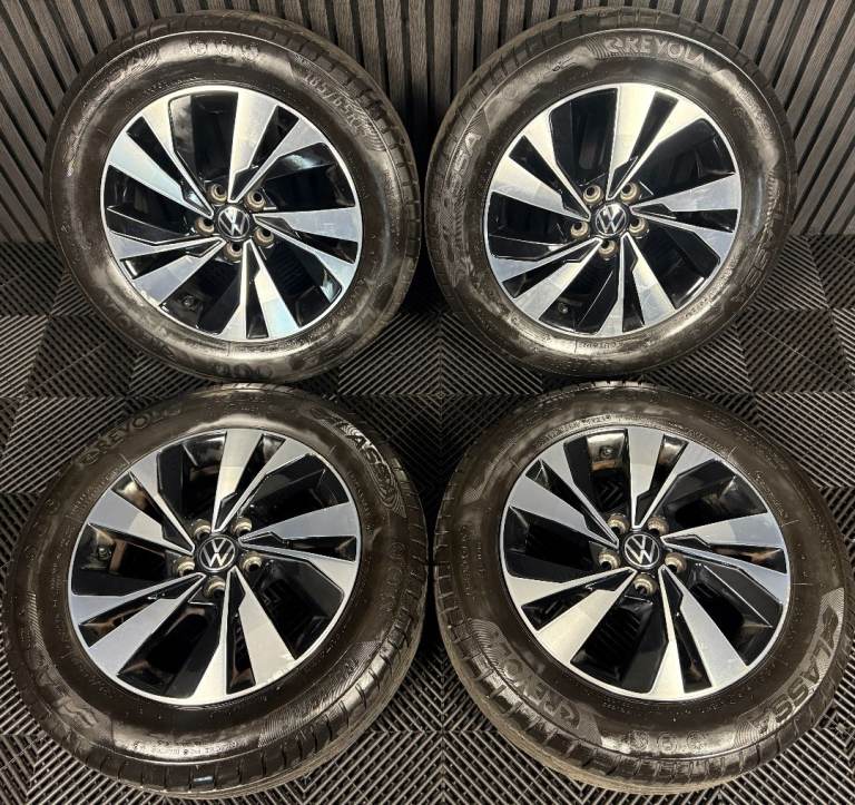 image for 15'' GENUINE VW POLO NEW MODEL MK6 SEYNE ALLOY WHEELS ALLOYS TYRES