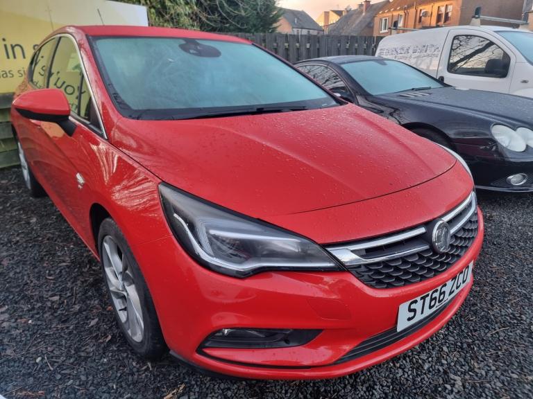 VAUXHALL ASTRA 1.4 i SRi 2017