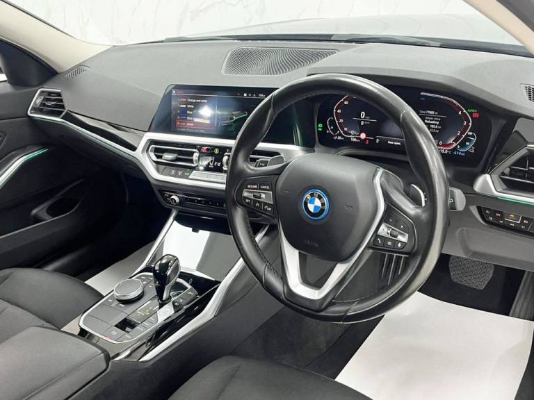 2022 BMW 3 Series 330e SE Pro 5dr Step Auto ESTATE PETROL/ELECTRIC Automatic