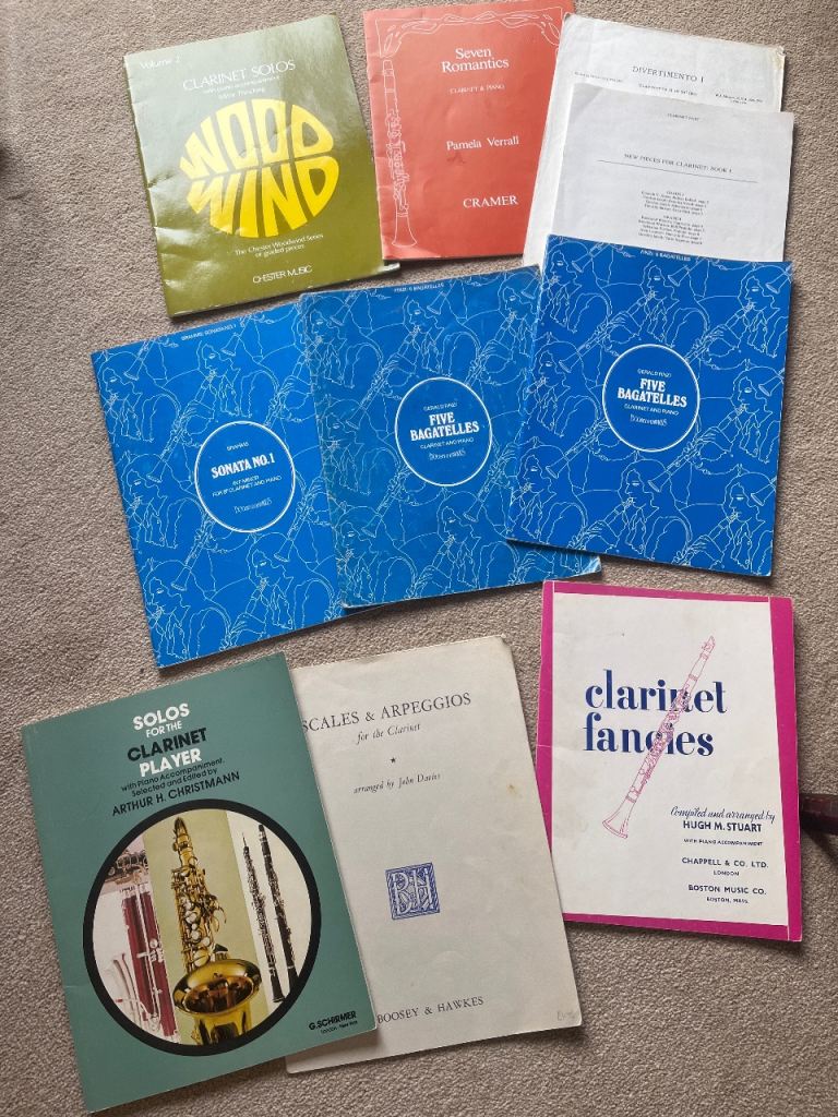 Clarinet Sheet Music Bundle – Good Condition