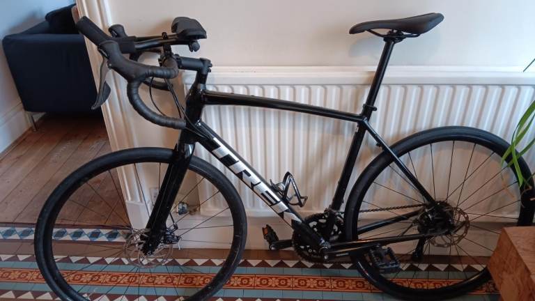 Trex Domane 2 Road Bike 56" - hardly used 