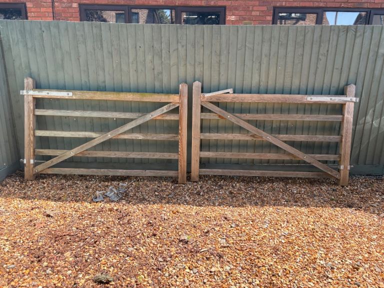 One pair of gates