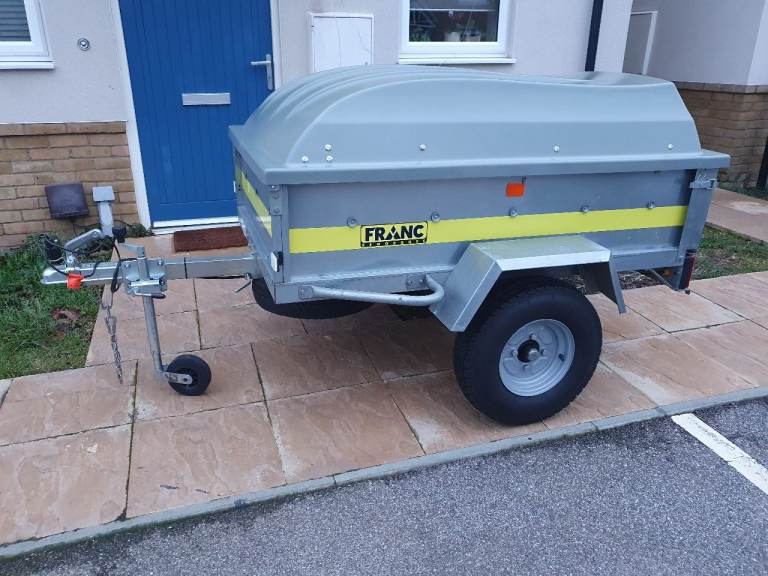 Franc 5x3 trailer with lockable hard top 