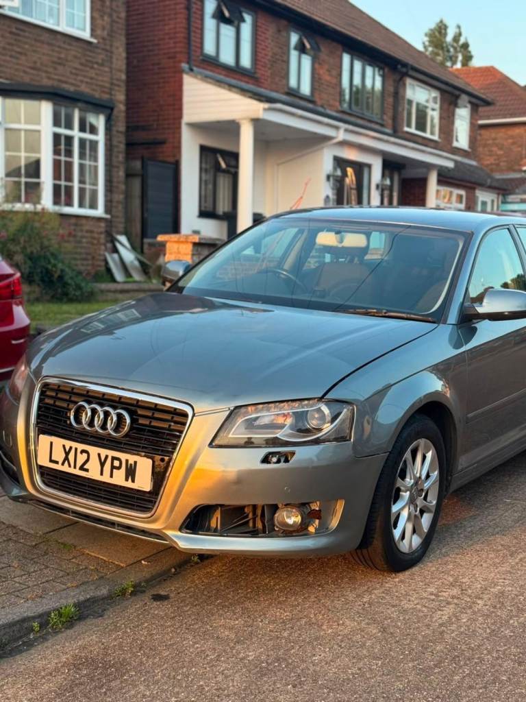 Audi, A3, Hatchback, 2012, Semi-Auto, 1598 (cc), 5 doors