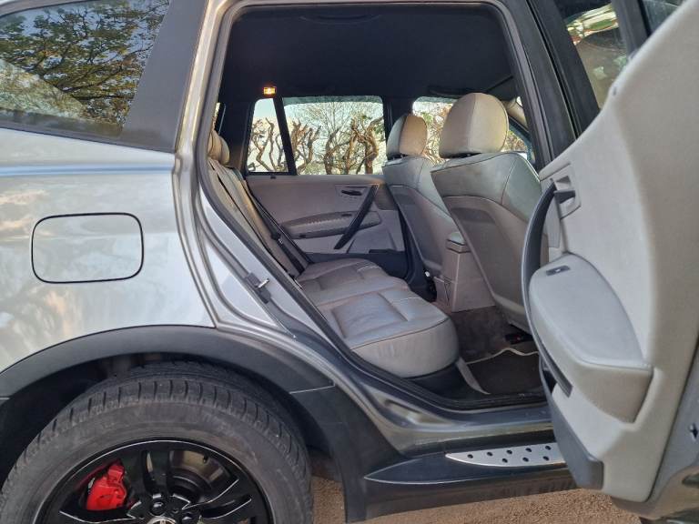 2005 BMW X3 2.5IS PETROL AUTO (ULEZ) 4x44