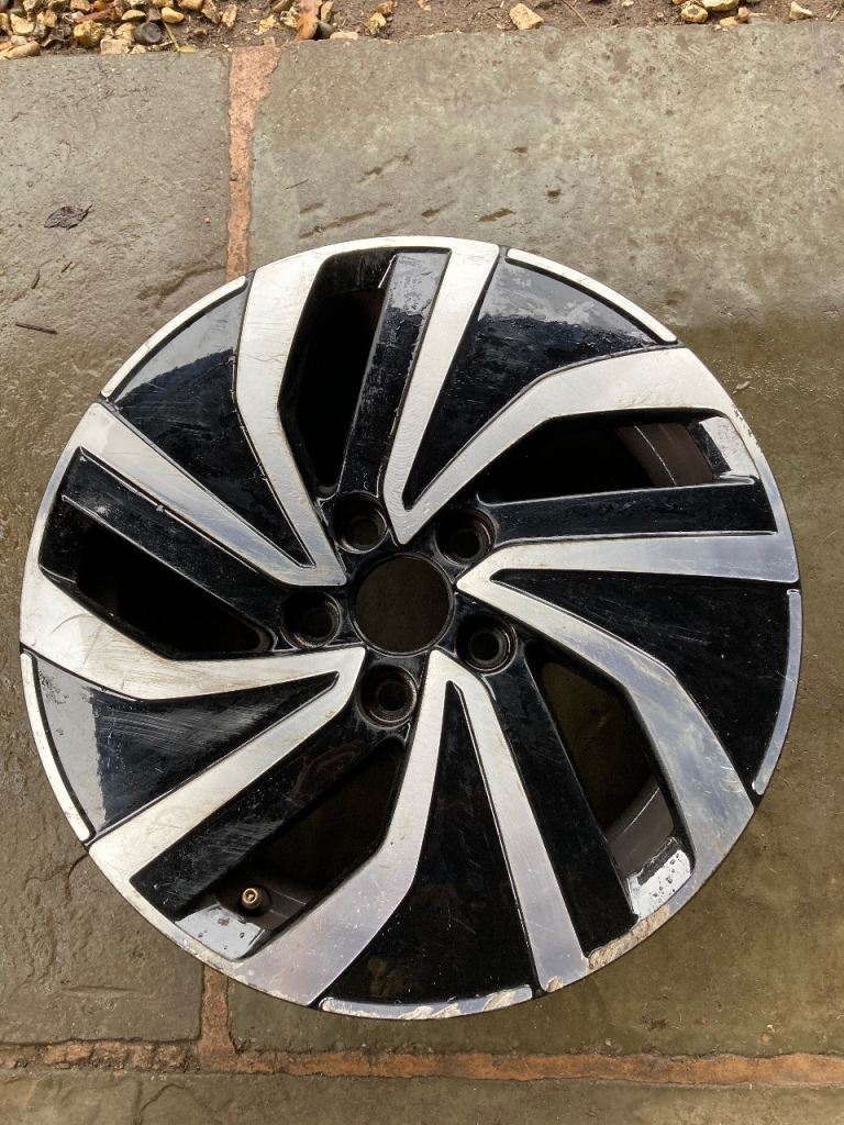 VW Polo 2022 Alloy Wheel