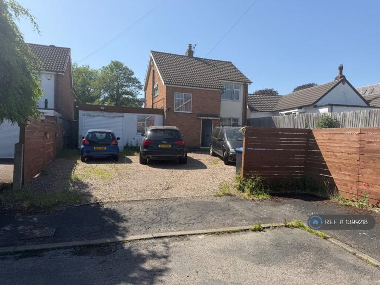 3 bedroom house in Springbrook Drive, Leicester, LE7 (3 bed) (#1399218)