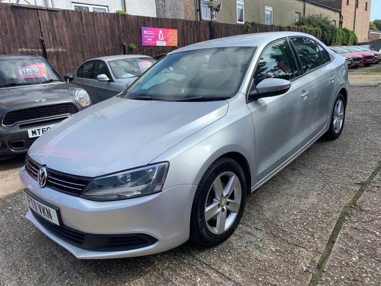 2011 Volkswagen Jetta 2.0 TDI SE Euro 5 4dr SALOON Diesel Manual