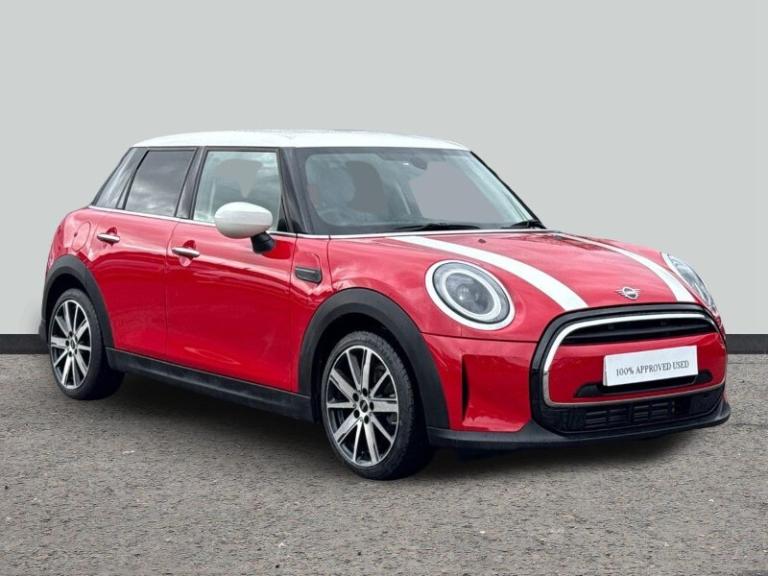 MINI HATCHBACK 1.5 Cooper Classic 5dr Auto