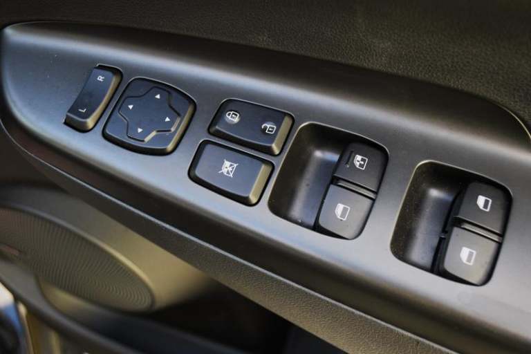 2022 Hyundai KONA 100kW SE Connect 39kWh 5dr Auto HATCHBACK ELECTRIC Automatic