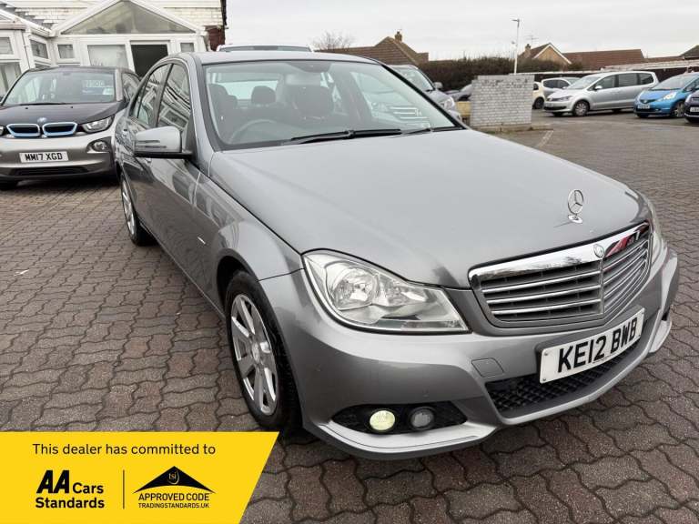 2012 Mercedes-Benz C Class C220 CDI BlueEFFICIENCY SE 4dr Auto SALOON DIESEL Automatic