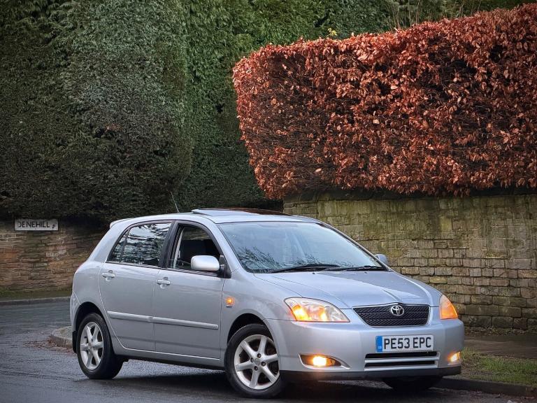 TOYOTA COROLLA 1.6 VVT-i T SPIRIT AUTOMATIC + 16 SRVC STAMPS + 1FOWNR + IMMACULT