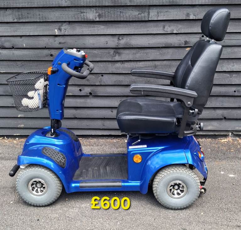 PENDING   Care Co Titan 8 mph Mobility Scooter