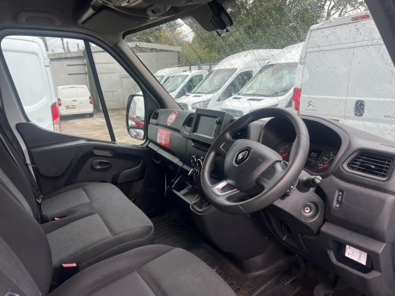 2020 Renault Master LM35 ENERGY dCi 150 Business Medium Roof Van PANEL VAN Diesel Manual