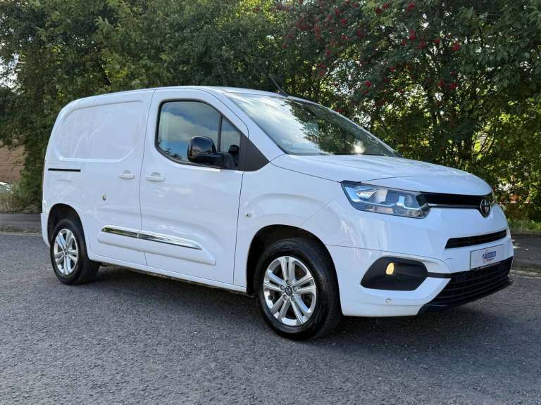 2023 Toyota ProAce 1.5D 100 Design Van [6 Speed] PANEL VAN DIESEL Manual