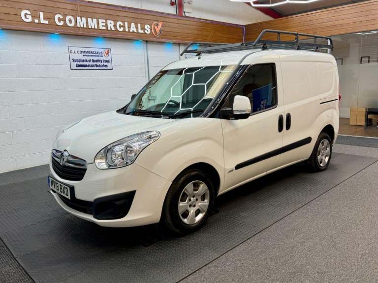 2018 Vauxhall Combo 2000 1.3 CDTI 16V 95ps H1 Sportive Van Euro 6 [SS] Panel Van Diesel Manual