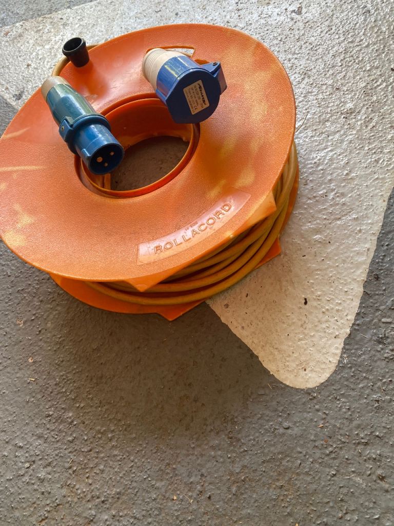 caravan camping Electric hook up lead 