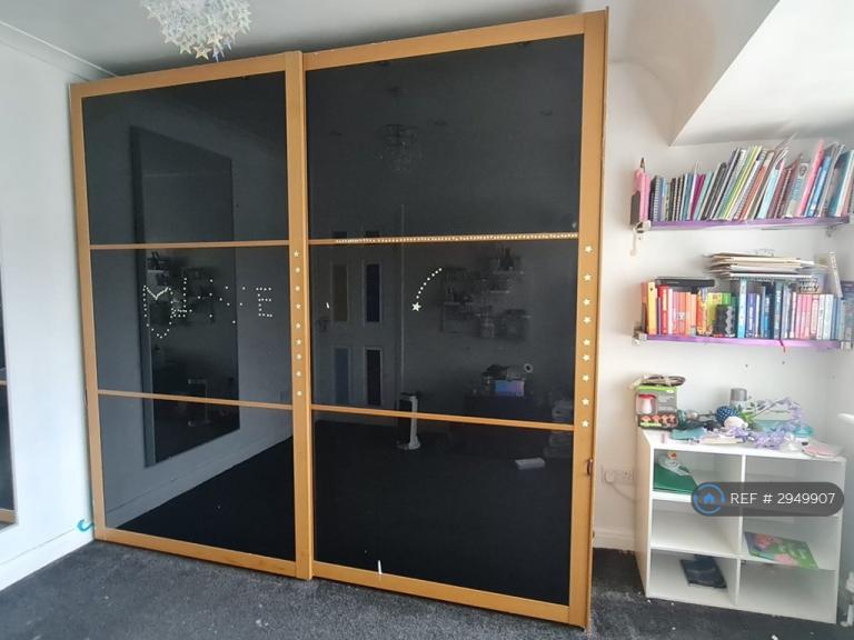 1 bedroom in Moray Avenue, Hayes, UB3 (#2949907)