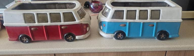 Pair of VW Camper Van Planters – Red & Blue
