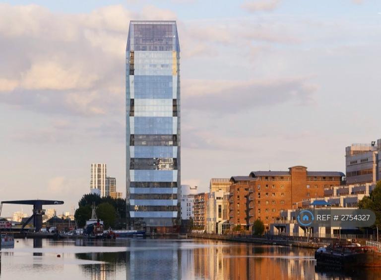 1 bedroom flat in Dollar Bay Point, London, E14 (1 bed) (#2754327)