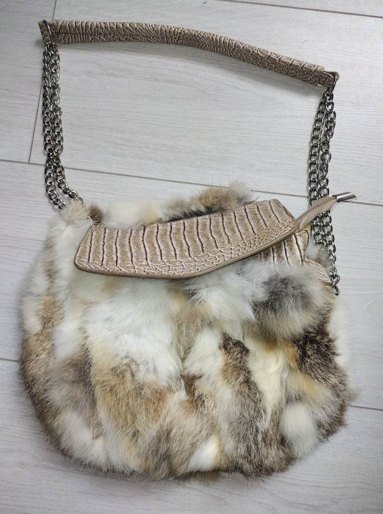 Vintage Y2K Style Chesco Spanish 100% Genuine Rabbit Fur Handbag