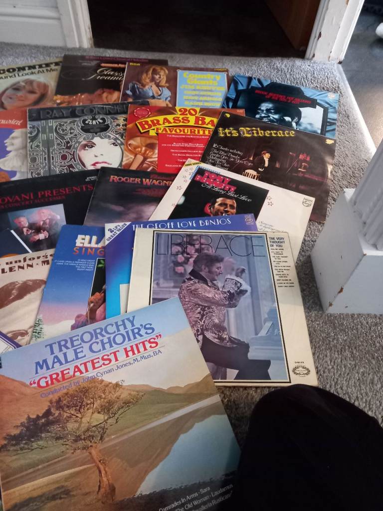 Large Collection of Vinyl Records – Various Artists, Good Condition