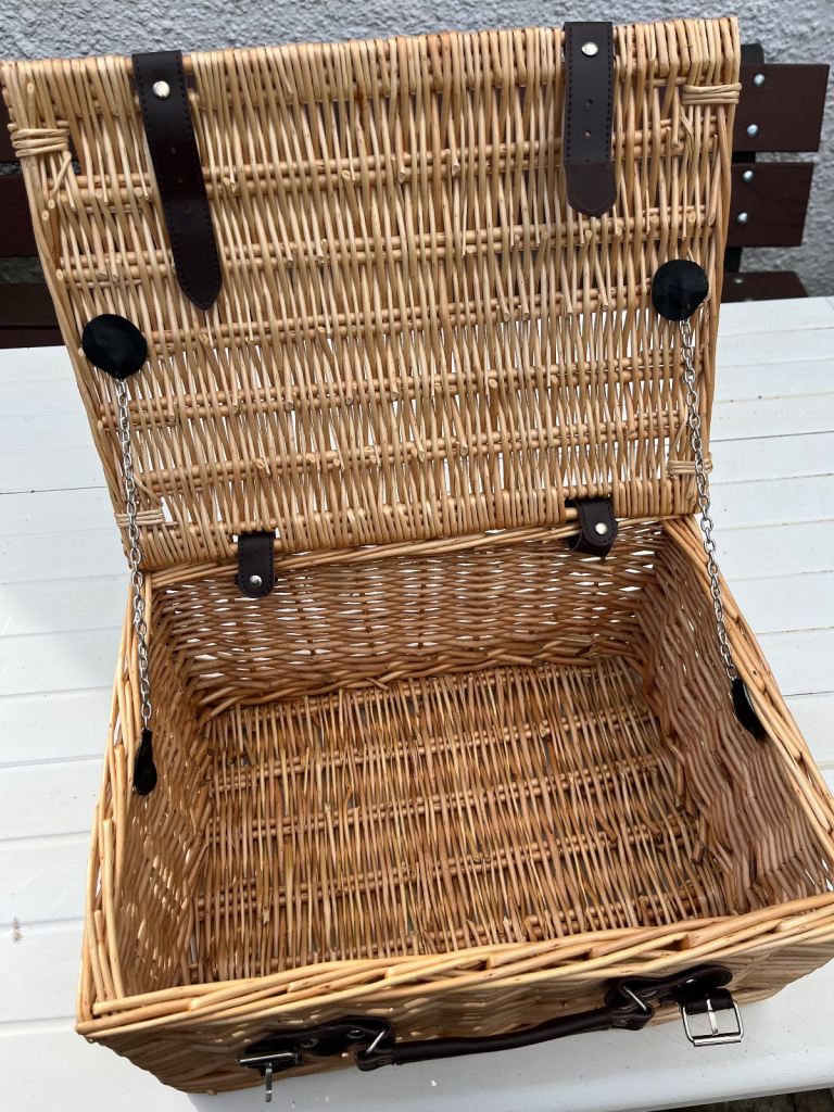 Picnic Hamper 