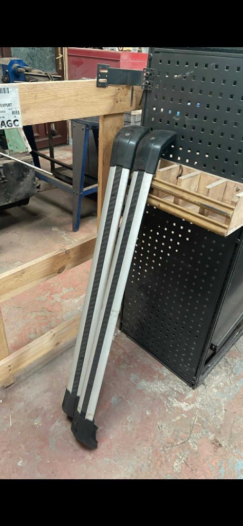 Discovery sport roof bars 