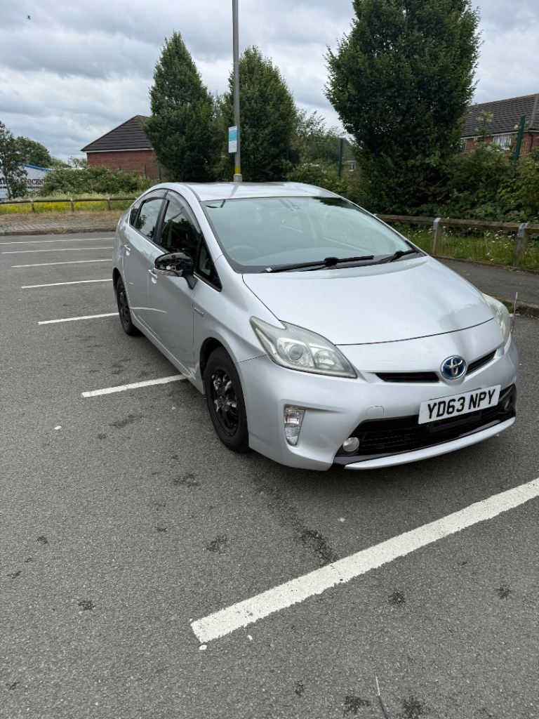 Toyota, PRIUS HYBRID, 2013, 1797 (cc)