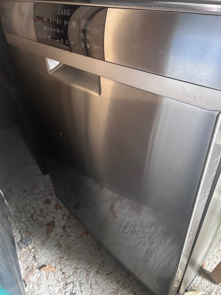 AEG Dishwasher. Spares or repair 