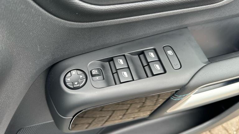 2024 Citroen C5 Aircross 1.6 14.2kWh MAX SUV 5dr Petrol Plug-in Hybrid e-EAT8 Euro 6 (s/s) (225 p...