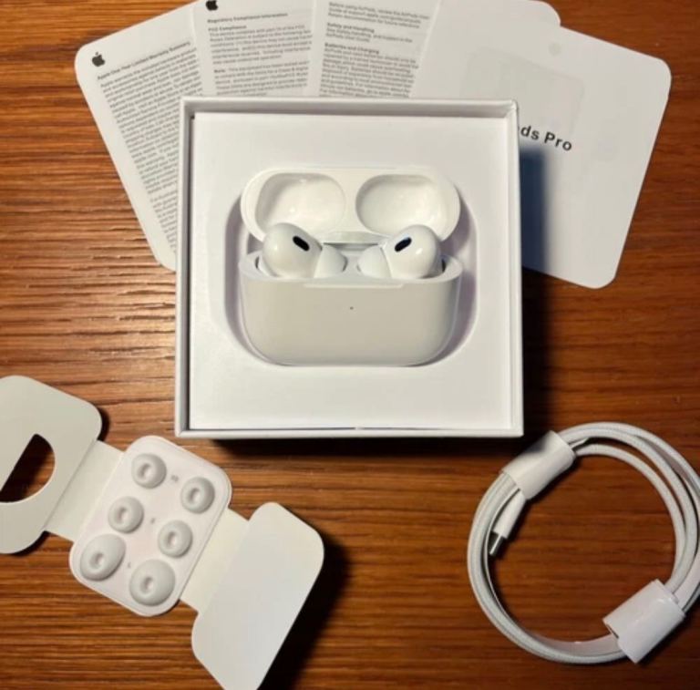 Apple AirPods Pro 2nd Gen – As Good As New, White
