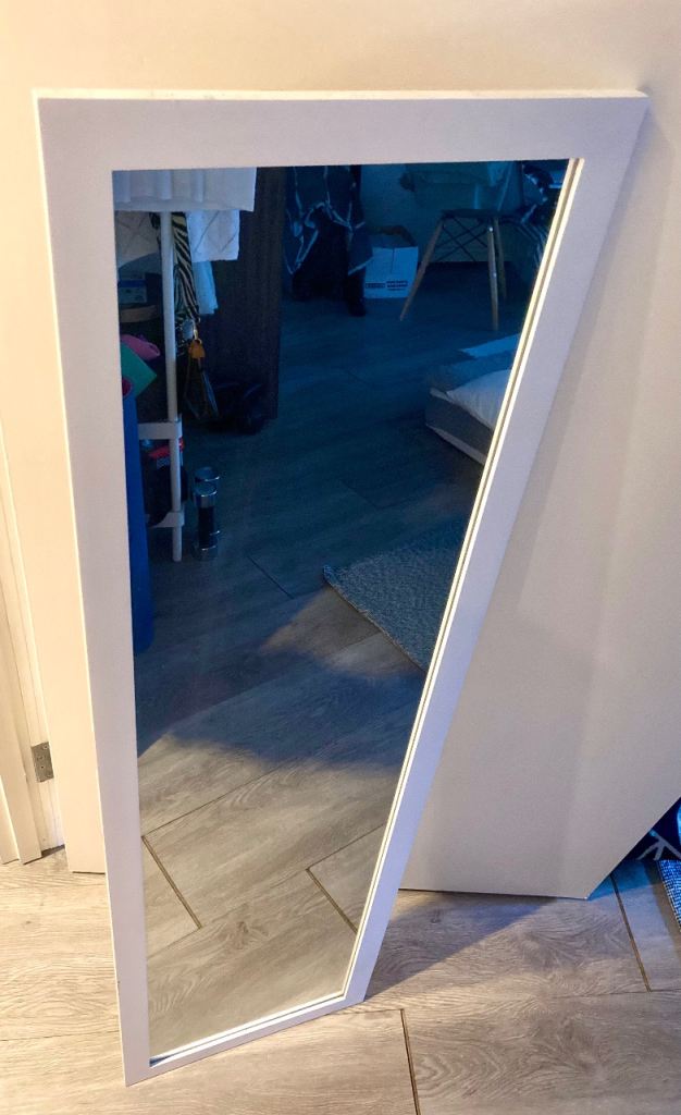 Wardrobe mirror