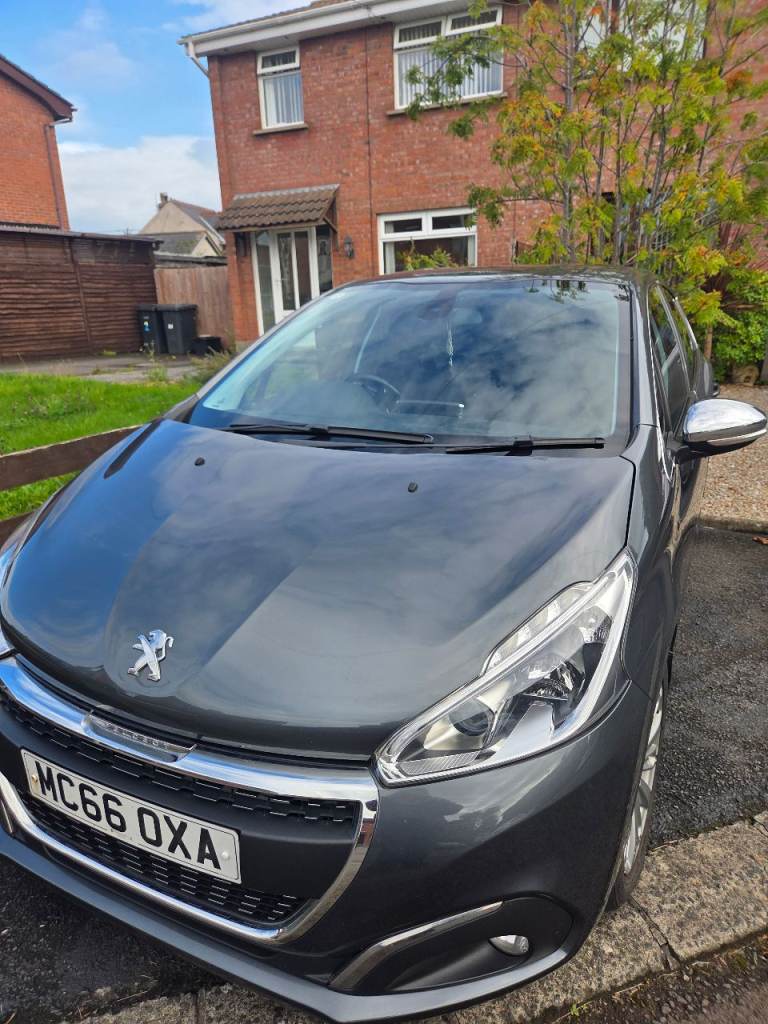 2017 Peugeot 208 1.6 HDI Allure