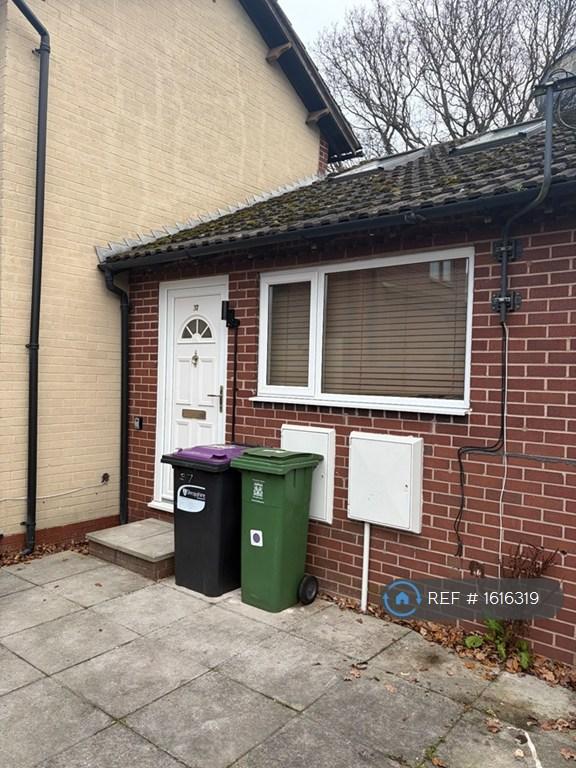 1 bedroom house in The Ridings, Bicton Heath, Shrewsbury, SY3 (1 bed) (#1616319)