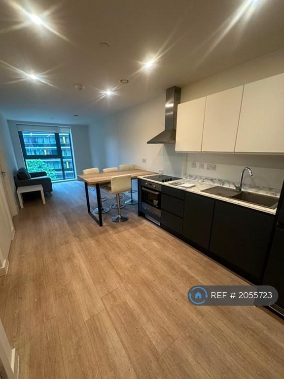 1 bedroom flat in New Kings Head Yard, Salford, M3 (1 bed) (#2055723)