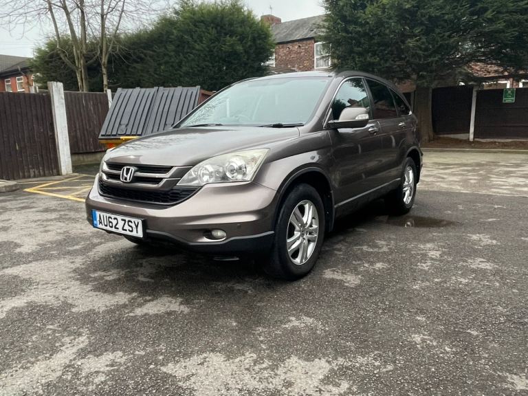 Honda CR-V Estate 2012 4x4 automatic 2200cc 5 Doors